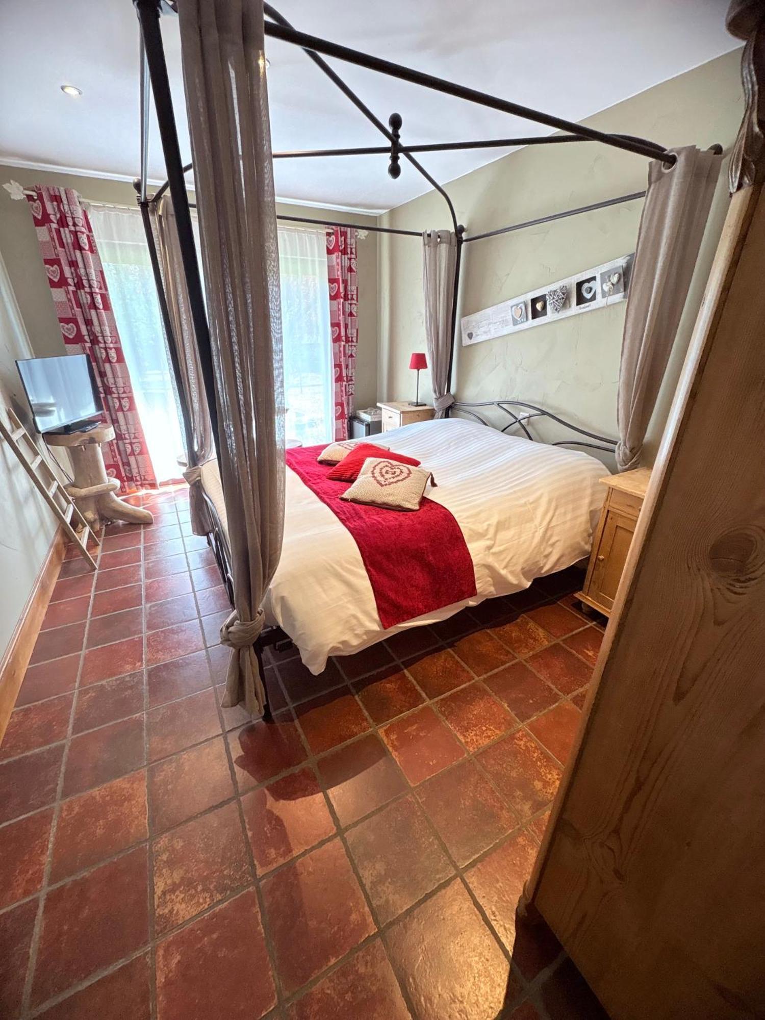 Bed and Breakfast Comme A La Ferme Durbuy Exterior foto